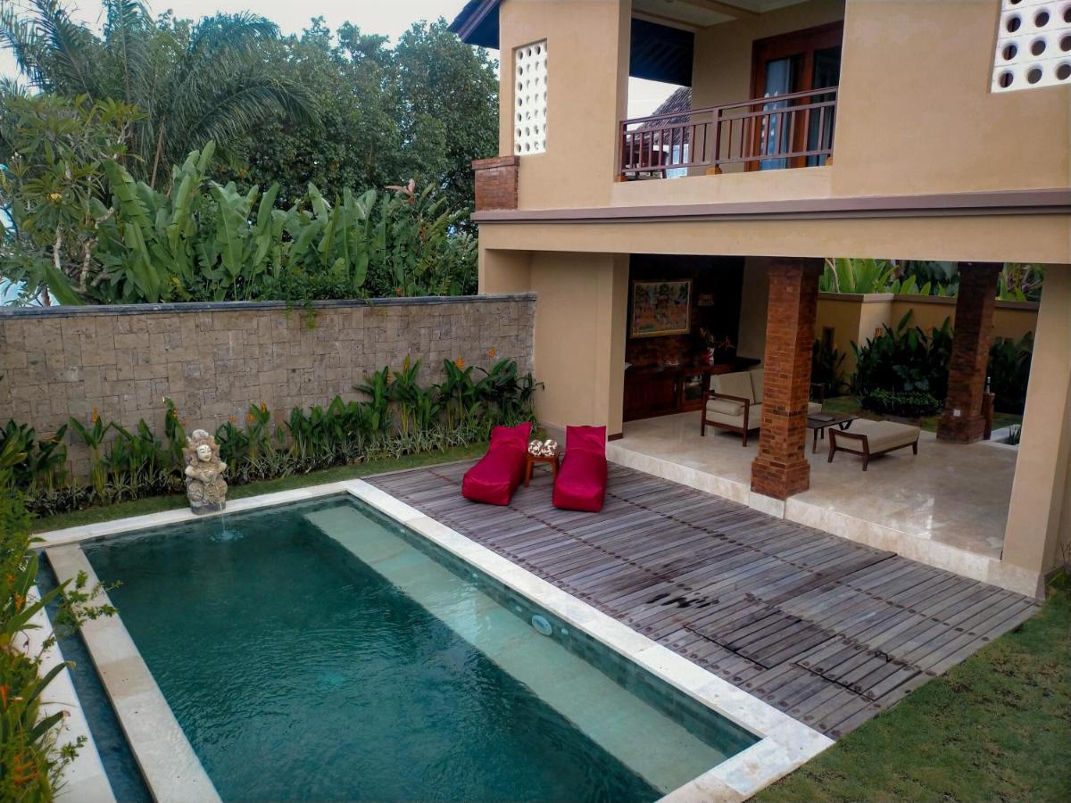 The Grand Villandra Resort Lovina Exterior photo