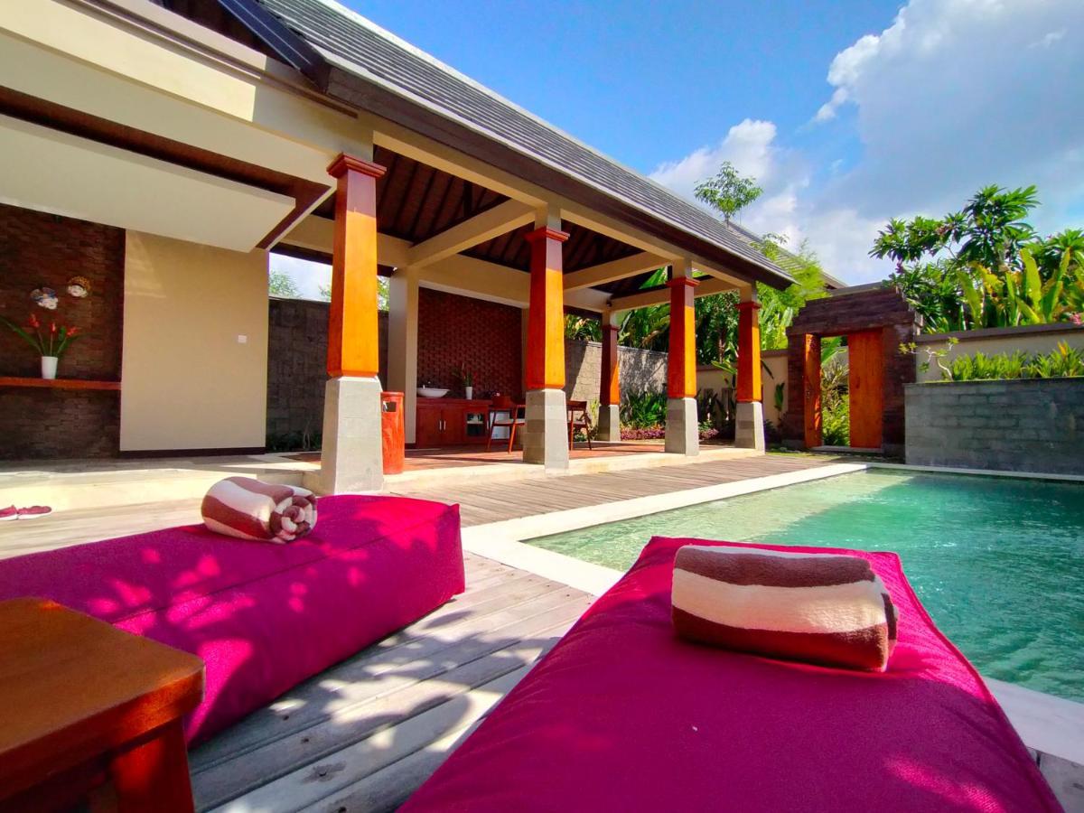 The Grand Villandra Resort Lovina Exterior photo