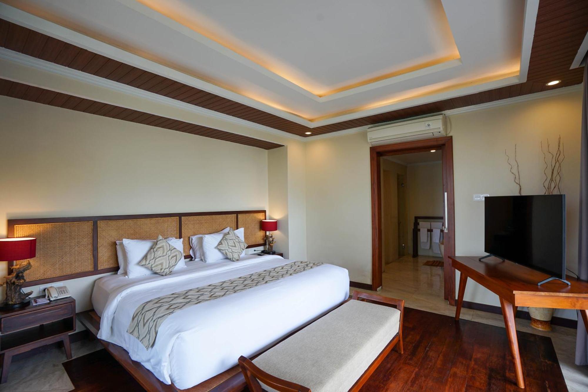 The Grand Villandra Resort Lovina Exterior photo