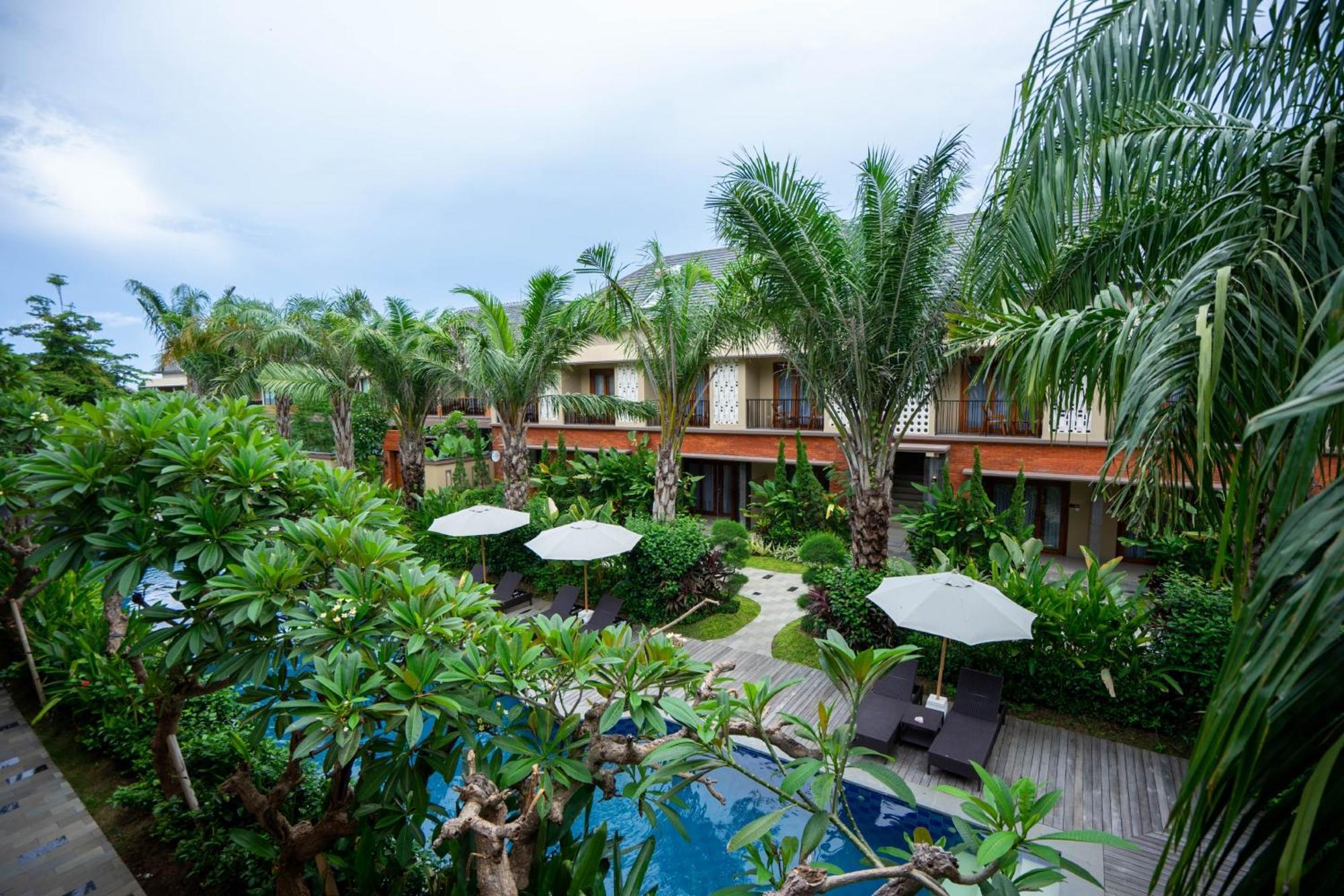 The Grand Villandra Resort Lovina Exterior photo